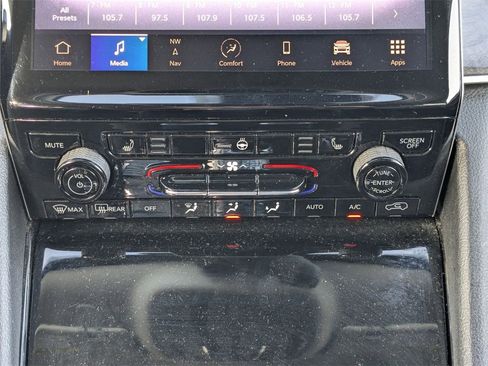 Used 2023 Jeep Grand Cherokee L Limited w/ Trailer Tow Group (B) image 44