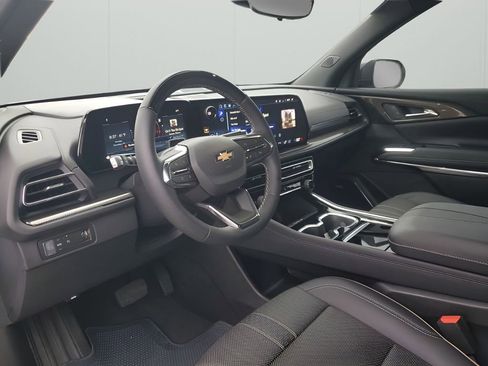 Used 2026 Chevrolet Traverse High Country image 30