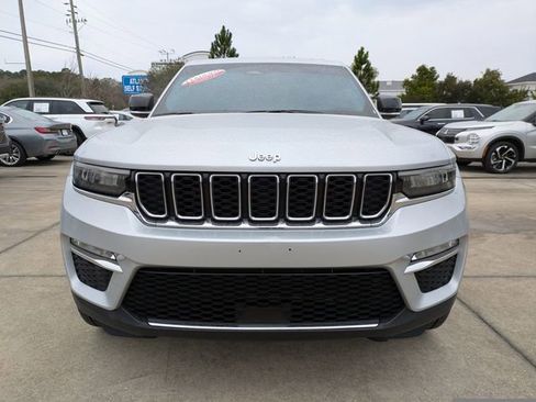 Used 2022 Jeep Grand Cherokee Limited image 9