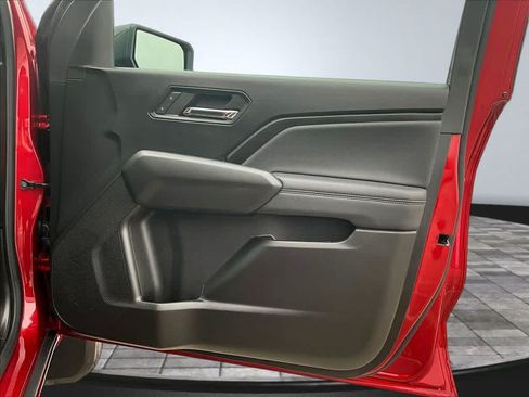 Used 2024 Chevrolet Colorado LT w/ LT Convenience Package RWD image 31