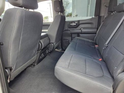 Used 2019 Chevrolet Silverado 1500 Custom w/ Custom Value Package image 13