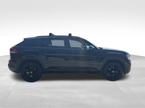 Certified 2023 Volkswagen Atlas Cross Sport SEL R-Line AWD/4WD image 6