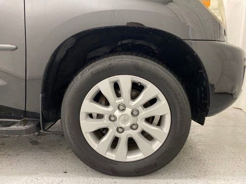 Used 2011 Toyota Sequoia Platinum image 8