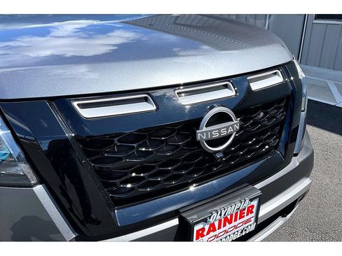 Used 2025 Nissan Pathfinder Rock Creek AWD/4WD image 30