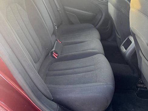 Used 2016 Chrysler 200 Limited w/ Convenience Group image 11