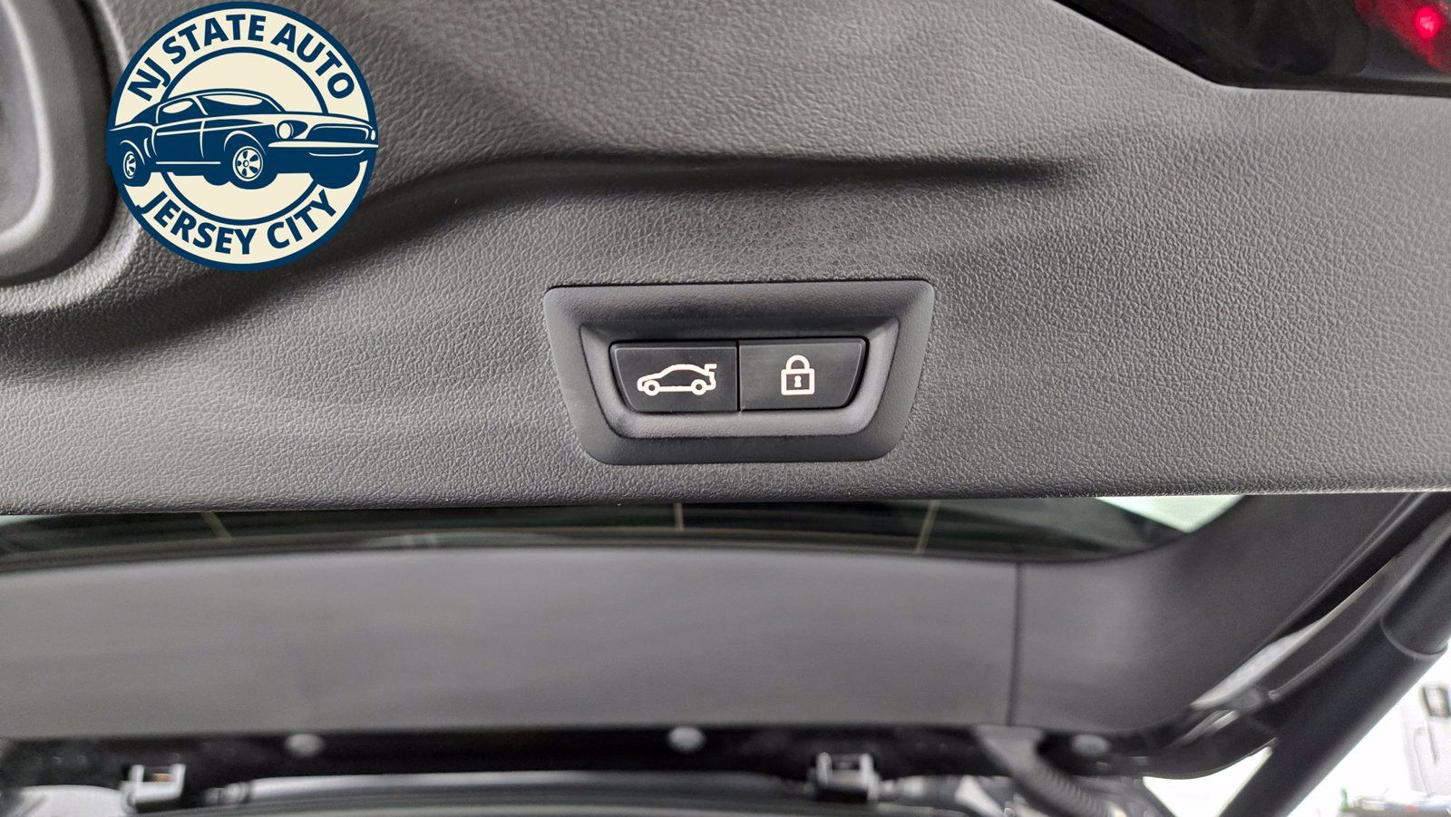 Used 2023 BMW X5 xDrive45e AWD/4WD image 42