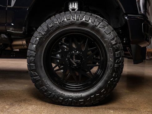 Used 2026 Ford F350 Platinum w/ Platinum Plus Package image 12