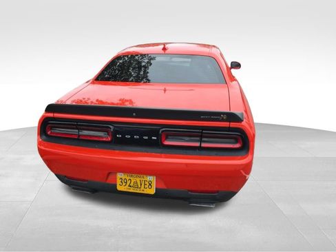Used 2020 Dodge Challenger R/T Scat Pack RWD image 4