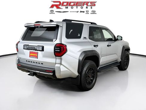 Used 2025 Toyota 4Runner TRD Off-Road Premium AWD/4WD image 13