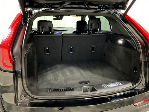 Used 2023 Cadillac XT4 Premium Luxury image 37