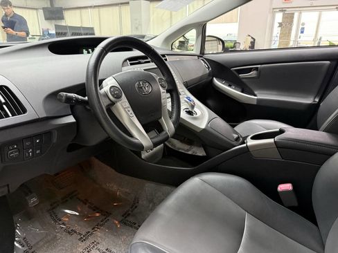 Used 2012 Toyota Prius Prime Advanced FWD image 19