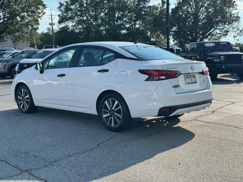 Certified 2024 Nissan Versa S w/ S Plus Package FWD image 5