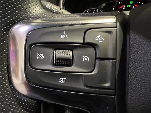 New 2025 Chevrolet Blazer LT w/ Midnight/Sport Edition image 12