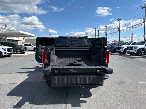Used 2023 GMC Sierra 1500 AT4 w/ AT4 Premium Package AWD/4WD image 27