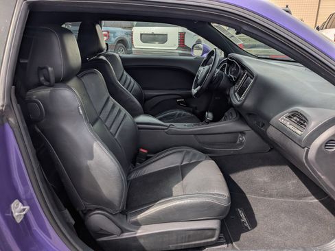 Used 2019 Dodge Challenger SRT Hellcat w/ Laguna Leather Package RWD image 30