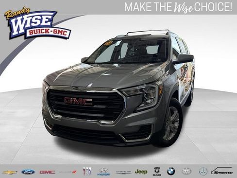Certified 2024 GMC Terrain SLE w/ Driver Convenience Package AWD/4WD image 1