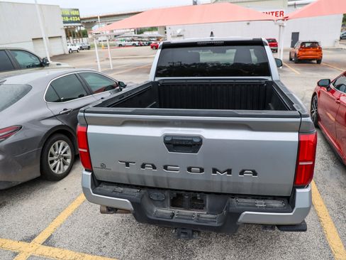 Used 2024 Toyota Tacoma SR5 RWD image 9