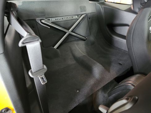 Used 2013 Ford Mustang Boss 302 RWD image 18