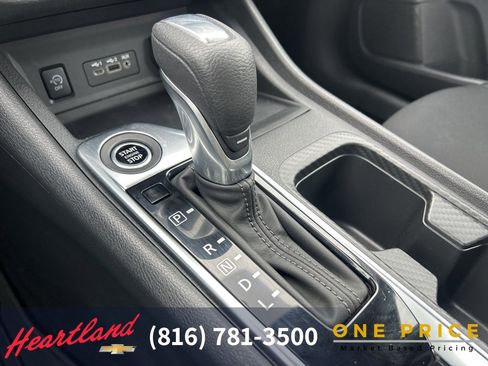 Used 2024 Nissan Sentra SV image 34