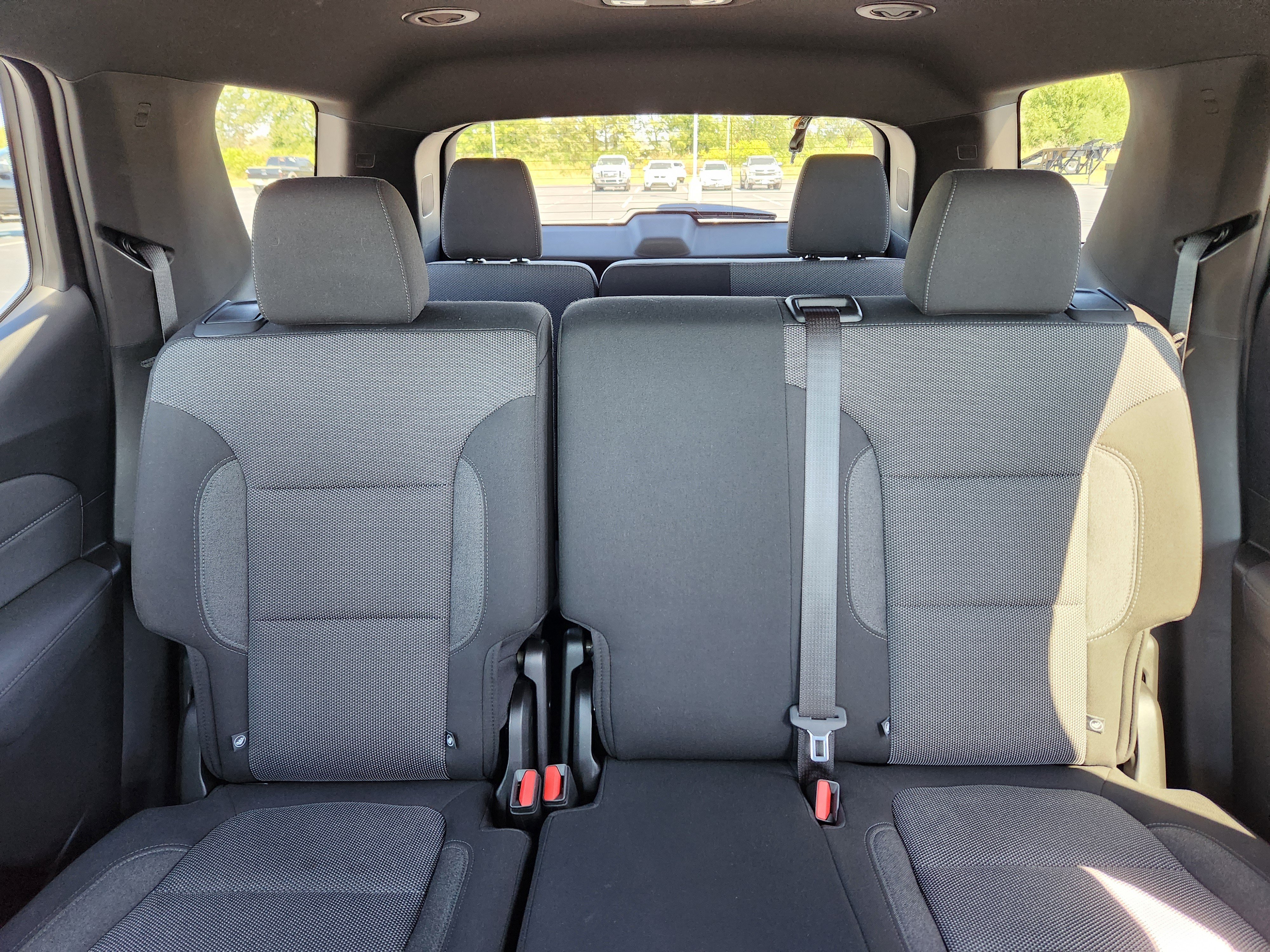 Used 2023 Chevrolet Traverse LT FWD image 11