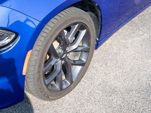 Used 2021 Dodge Charger SXT w/ Blacktop Package image 9