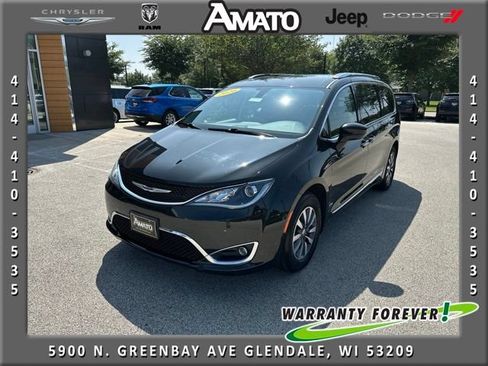 Used 2020 Chrysler Pacifica Touring-L Plus FWD image 1