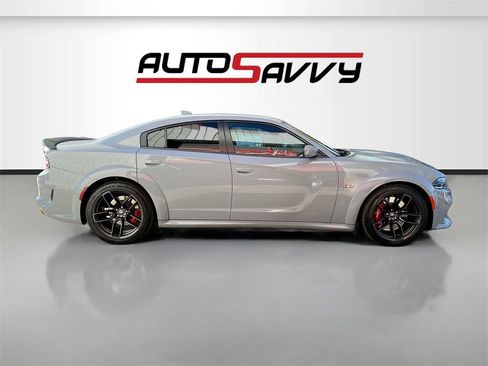 Used 2022 Dodge Charger Scat Pack image 8