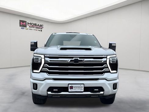Used 2024 Chevrolet Silverado 3500 High Country w/ High Country Premium Package AWD/4WD image 11