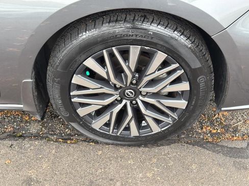 Certified 2023 Nissan Altima 2.5 SV w/ SV Premium Package image 9