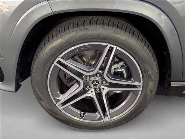 New 2026 Mercedes-Benz GLS 450 4MATIC image 9