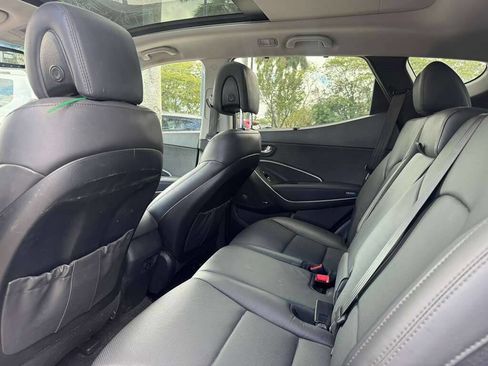 Used 2018 Hyundai Santa Fe Sport image 10