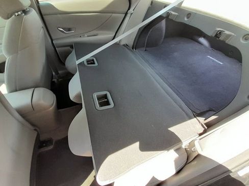 Used 2023 Hyundai Elantra SEL w/ Convenience Package FWD image 44