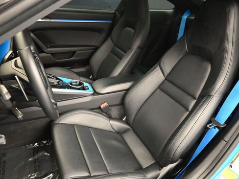 Certified 2022 Porsche 911 Carrera w/ Sport Chrono Package image 5