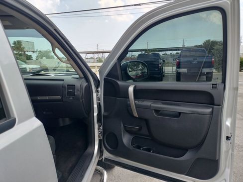 Used 2013 Chevrolet Silverado 1500 LT w/ Interior Plus Package RWD image 19