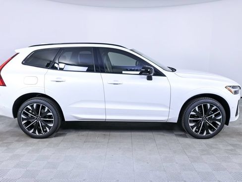 Used 2026 Volvo XC60 B5 Ultra w/ Protection Package Premier AWD/4WD image 29