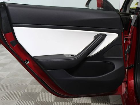 Used 2018 Tesla Model 3 Performance image 24