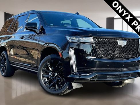 Used 2023 Cadillac Escalade Sport Platinum w/ LPO, ONYX Package image 11