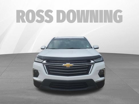 Used 2023 Chevrolet Traverse LT image 2