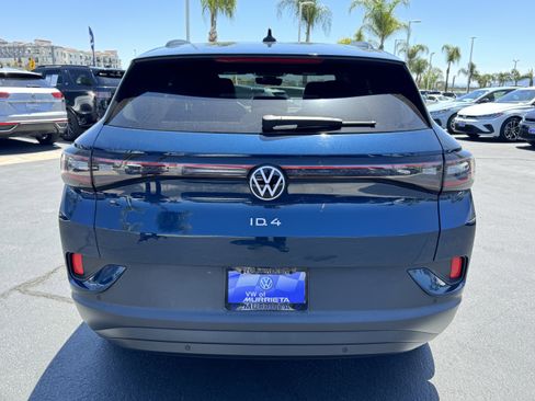 Used 2023 Volkswagen ID.4 Pro RWD image 9
