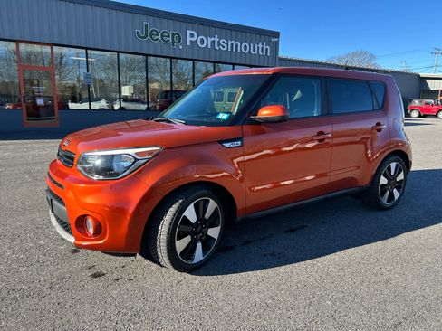 Used 2018 Kia Soul + image 18