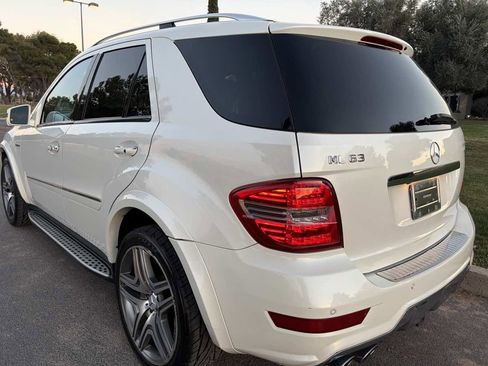 Used 2011 Mercedes-Benz ML 63 AMG 4MATIC image 3