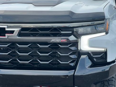 Used 2023 Chevrolet Silverado 1500 ZR2 AWD/4WD image 44
