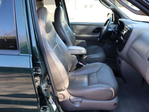 Used 2001 Ford Escape XLT image 22