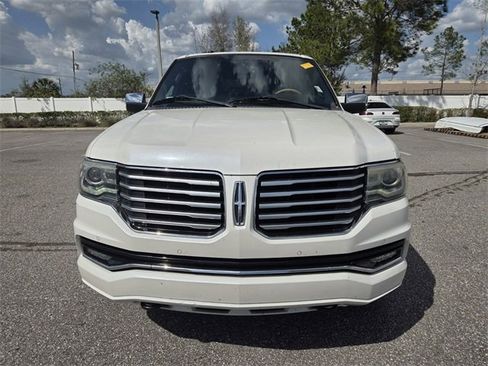 Used 2017 Lincoln Navigator L Select image 2