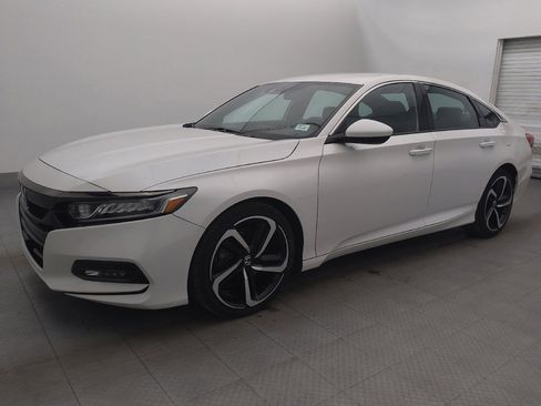 Used 2020 Honda Accord Sport image 2