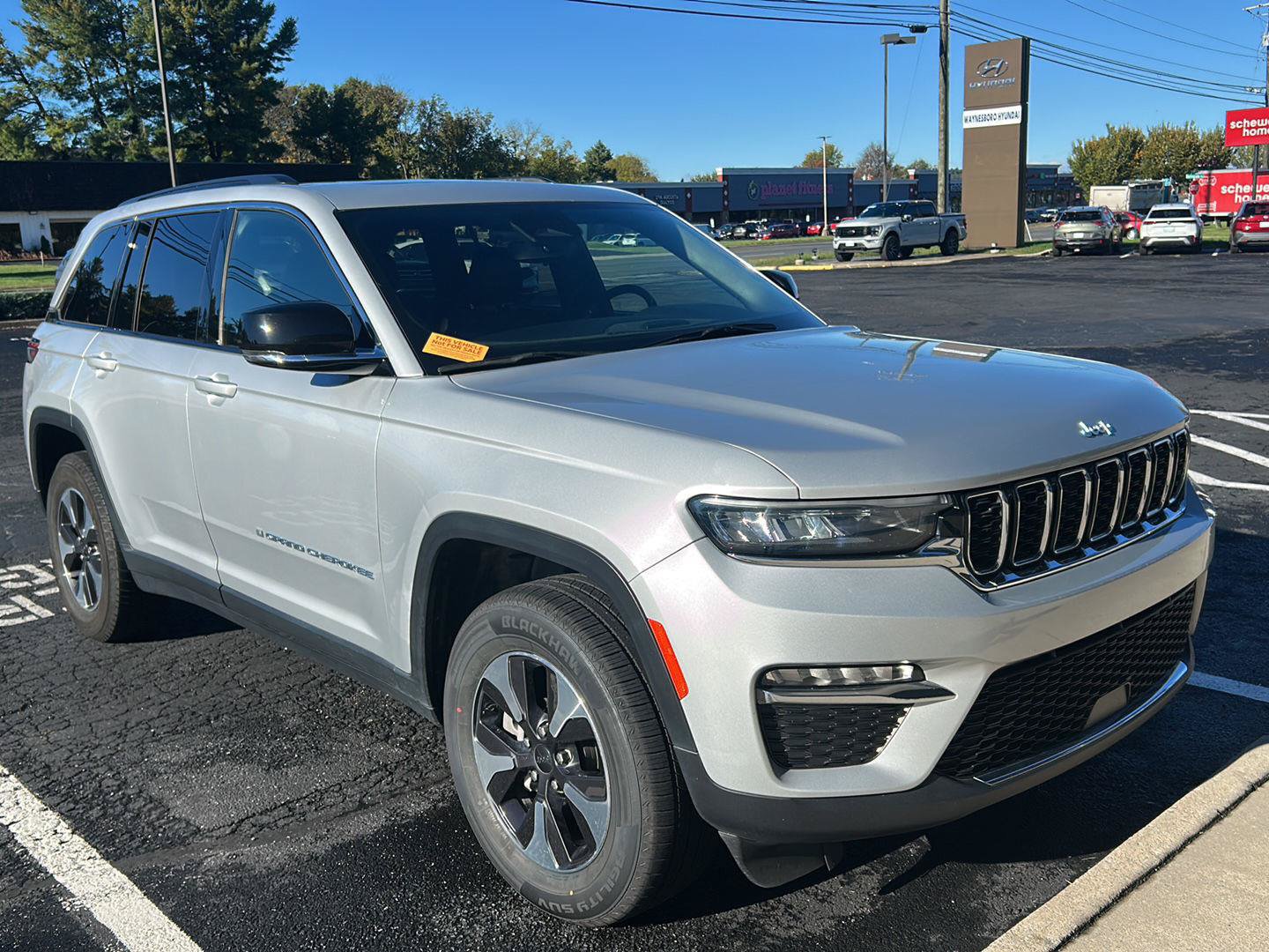 Used 2024 Jeep Grand Cherokee Limited 4xe AWD/4WD image 10
