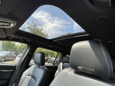 New 2025 Jeep Grand Cherokee Limited w/ Luxury Tech Group II image 26