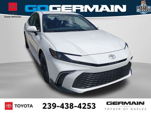 Used 2026 Toyota Camry SE w/ Convenience Package FWD image 3