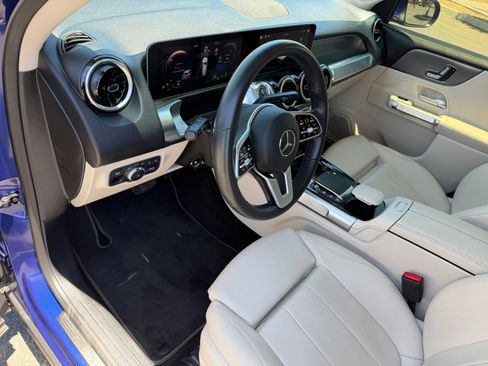 Used 2021 Mercedes-Benz GLB 250 image 12