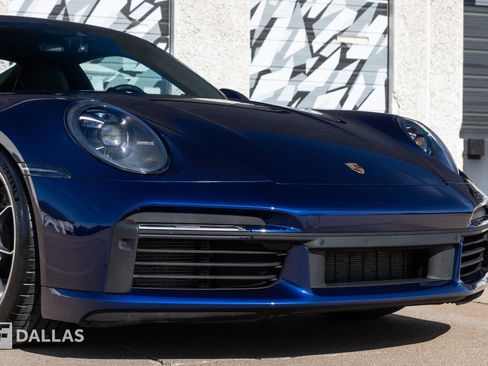 Used 2021 Porsche 911 Turbo image 2
